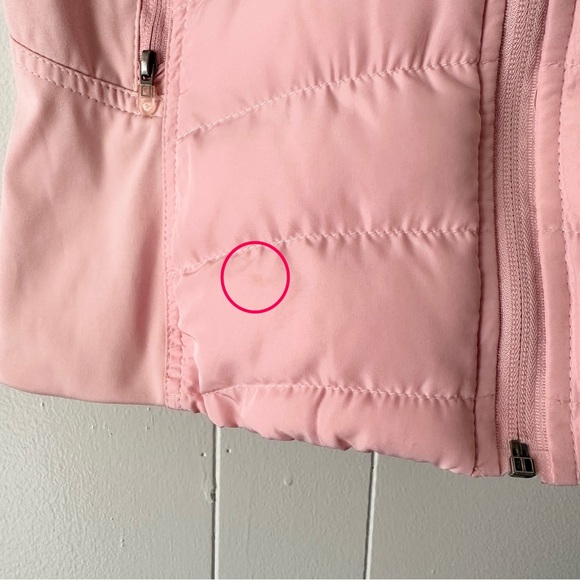 Te Verde pink puffer full zip hooded vest, size xsmall - Picture 4 of 5